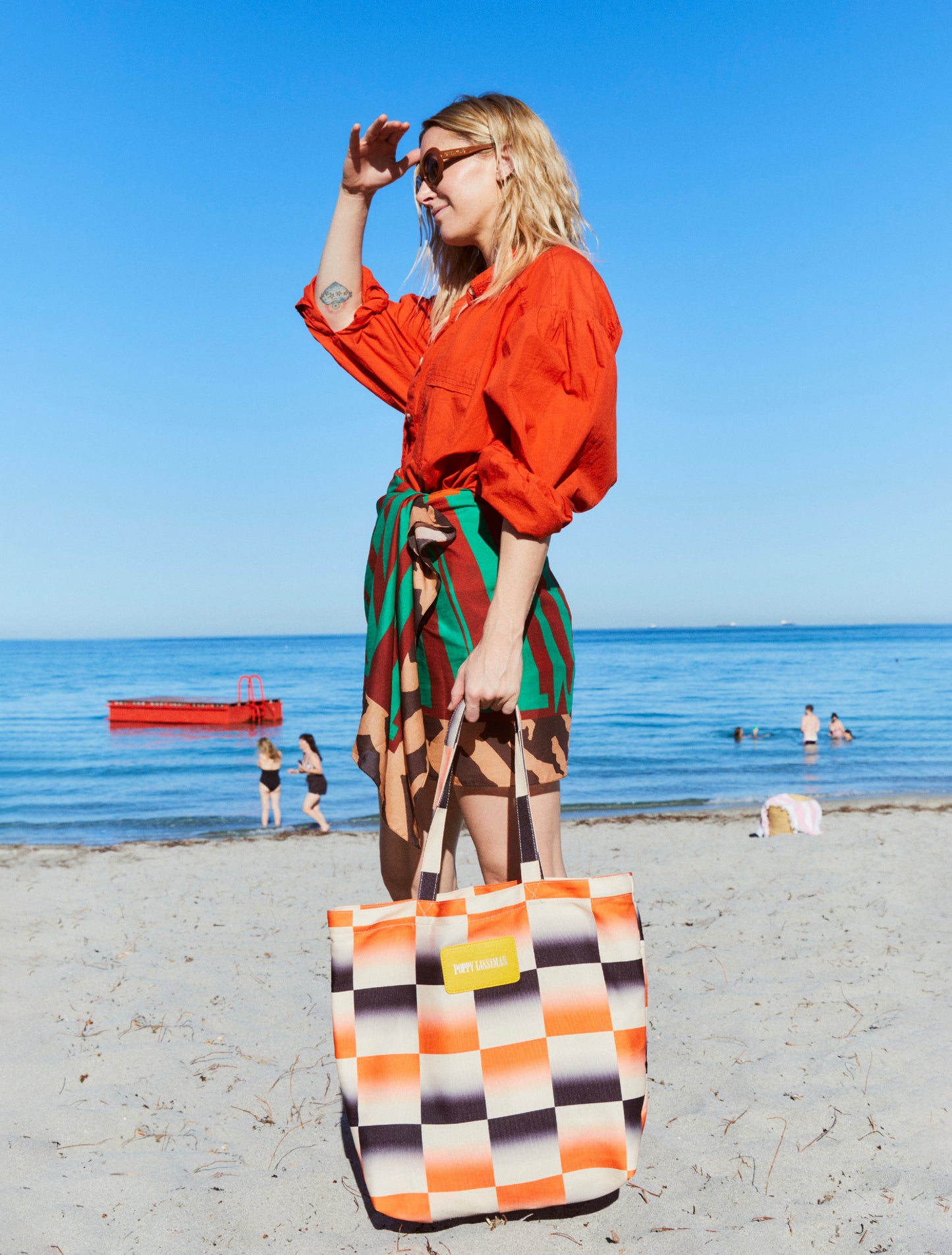 Baesique Tote - Checker Print